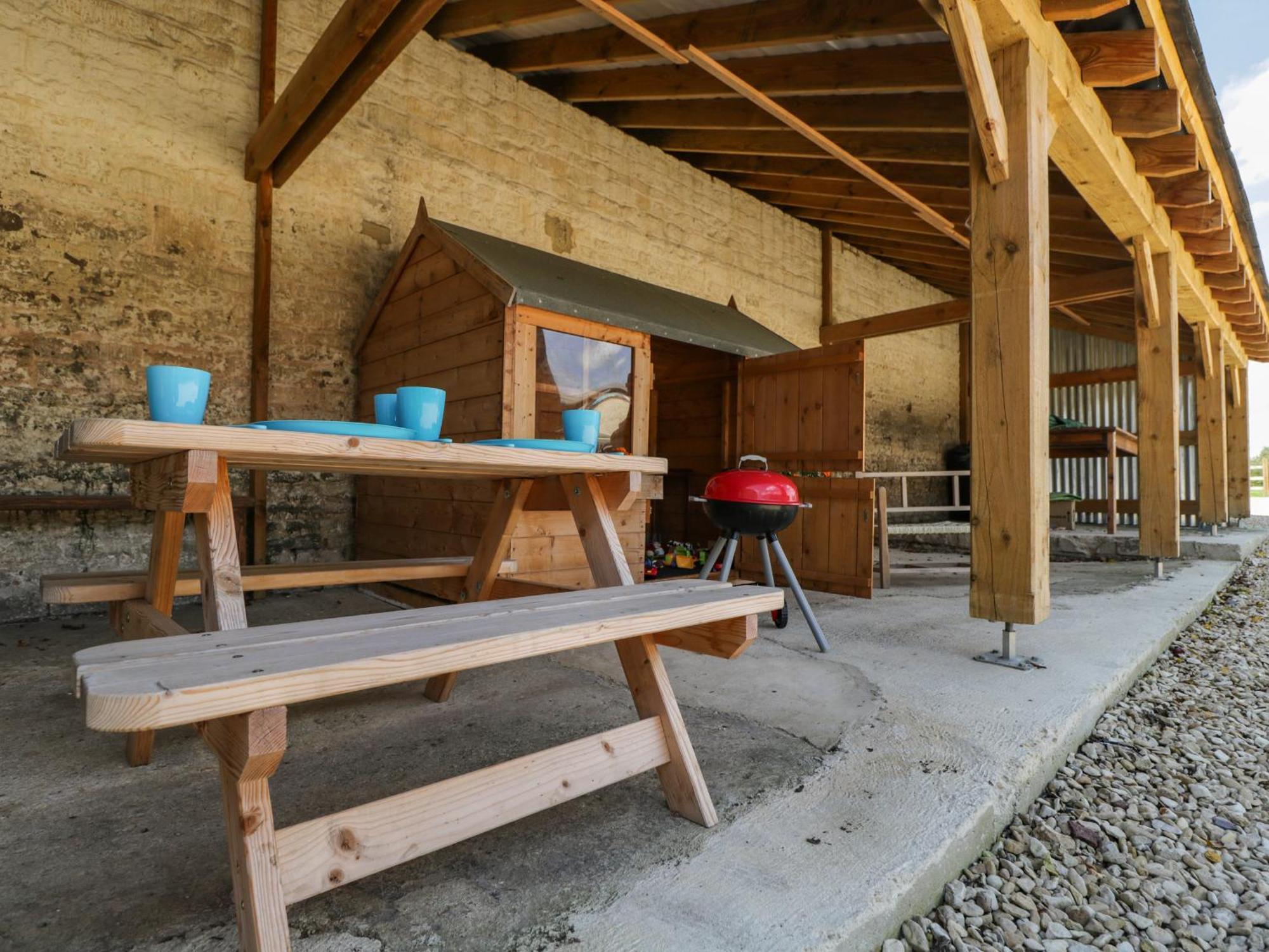 The Old Barn Villa Witney Eksteriør bilde